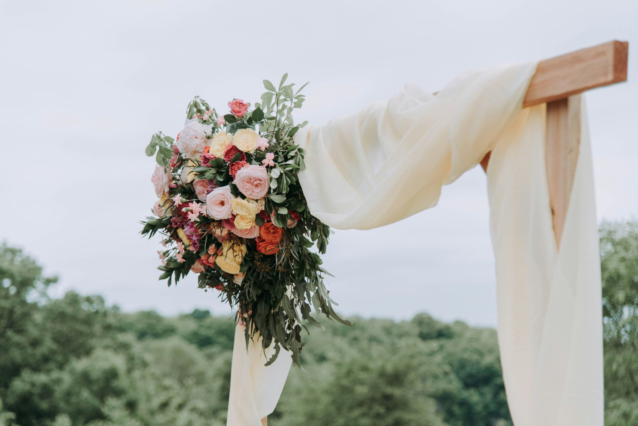 wedding ceremony floral arch